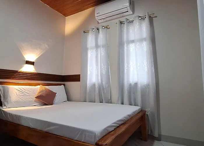 Kendra Apartment Moalboal