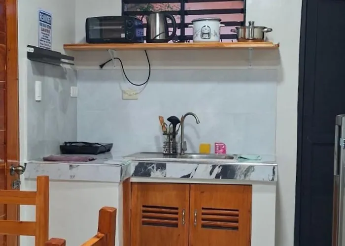 Kendra Apartment Moalboal